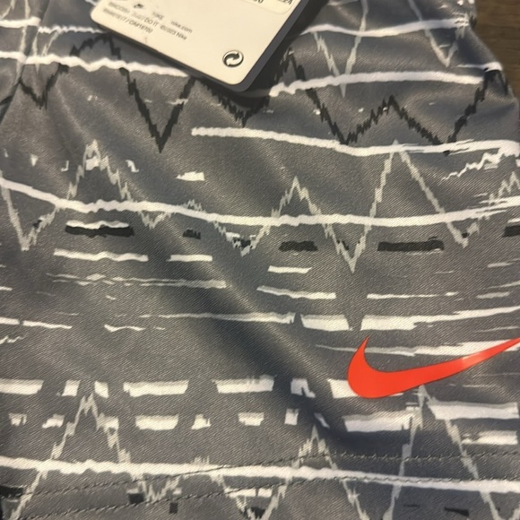 NWT Nike Toddlers Boys Be Real AOP Shorts  Wolf Gray - Picture 7 of 10